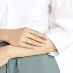 Bague Swarovski Attract Square En Cristaux Swarovski Et Métal Rhodié, Taille 58 -Swarovski Boutique 5448843 3