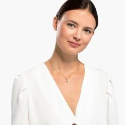 Pendentif Swarovski Solitaire En Métal Doré Et Cristaux Swarovski Blancs -Swarovski Boutique 5511557 gi6 20191028